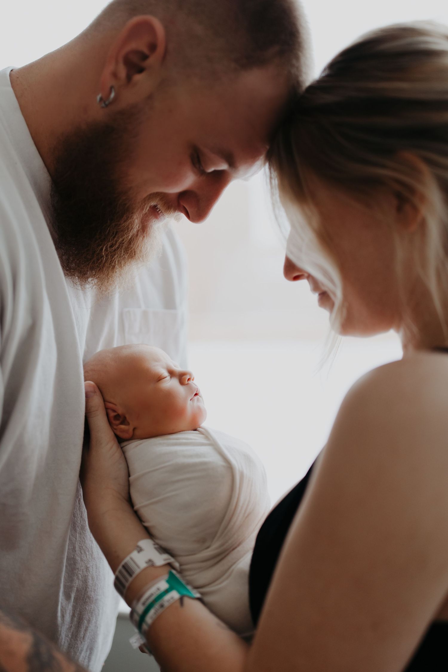 Lifestyle Photographer, Newborn Photographer, Hospital Photographer, Baby Photos, Newborn Photos, Sandusky Photographer,
