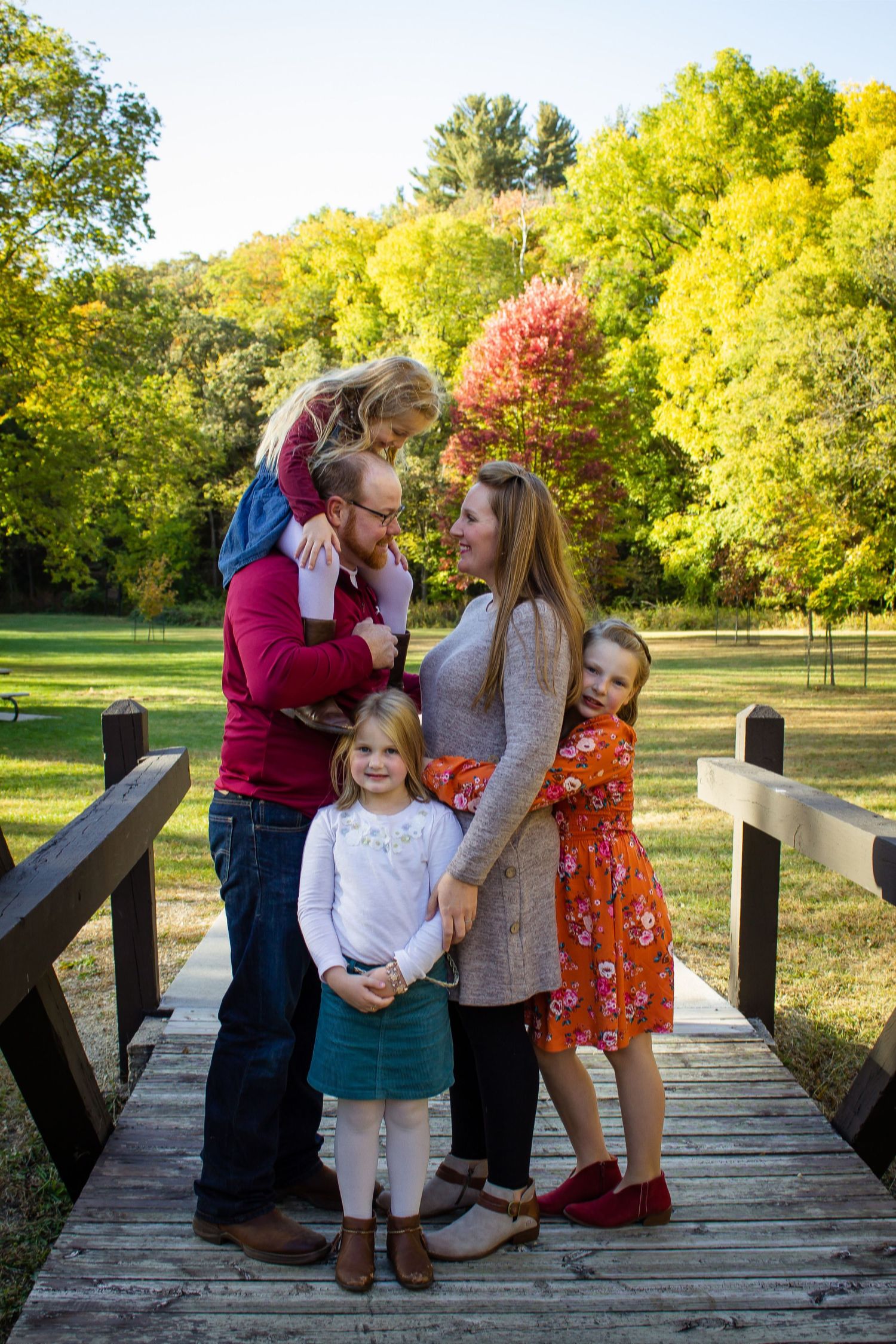 family, fall, Backbone state park