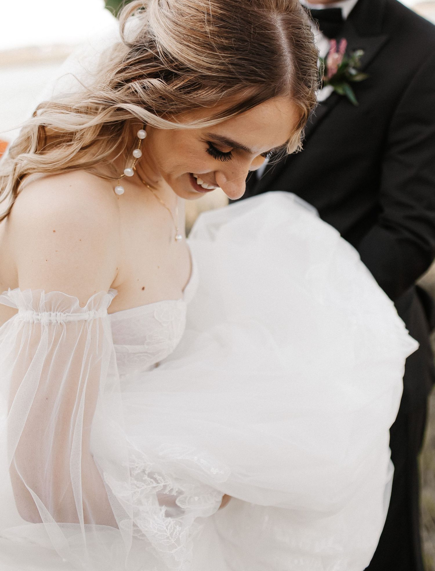 Elegant intimate classy modern romance weddings north Florida Ribault club east coast documentary photographer real Raw