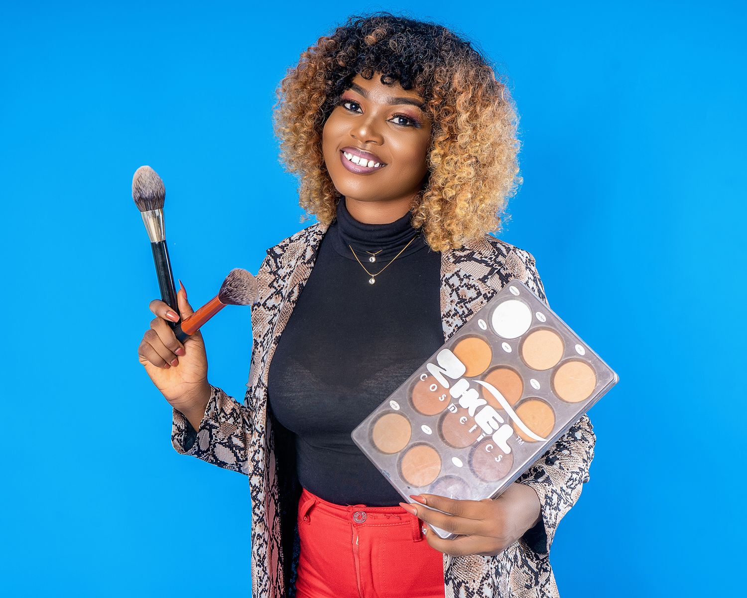 Make up artist