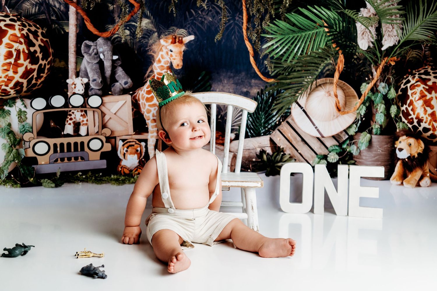 #cakesmashphotoshoot #birthdayphotoshoot #cakesmashphotographer #wigan