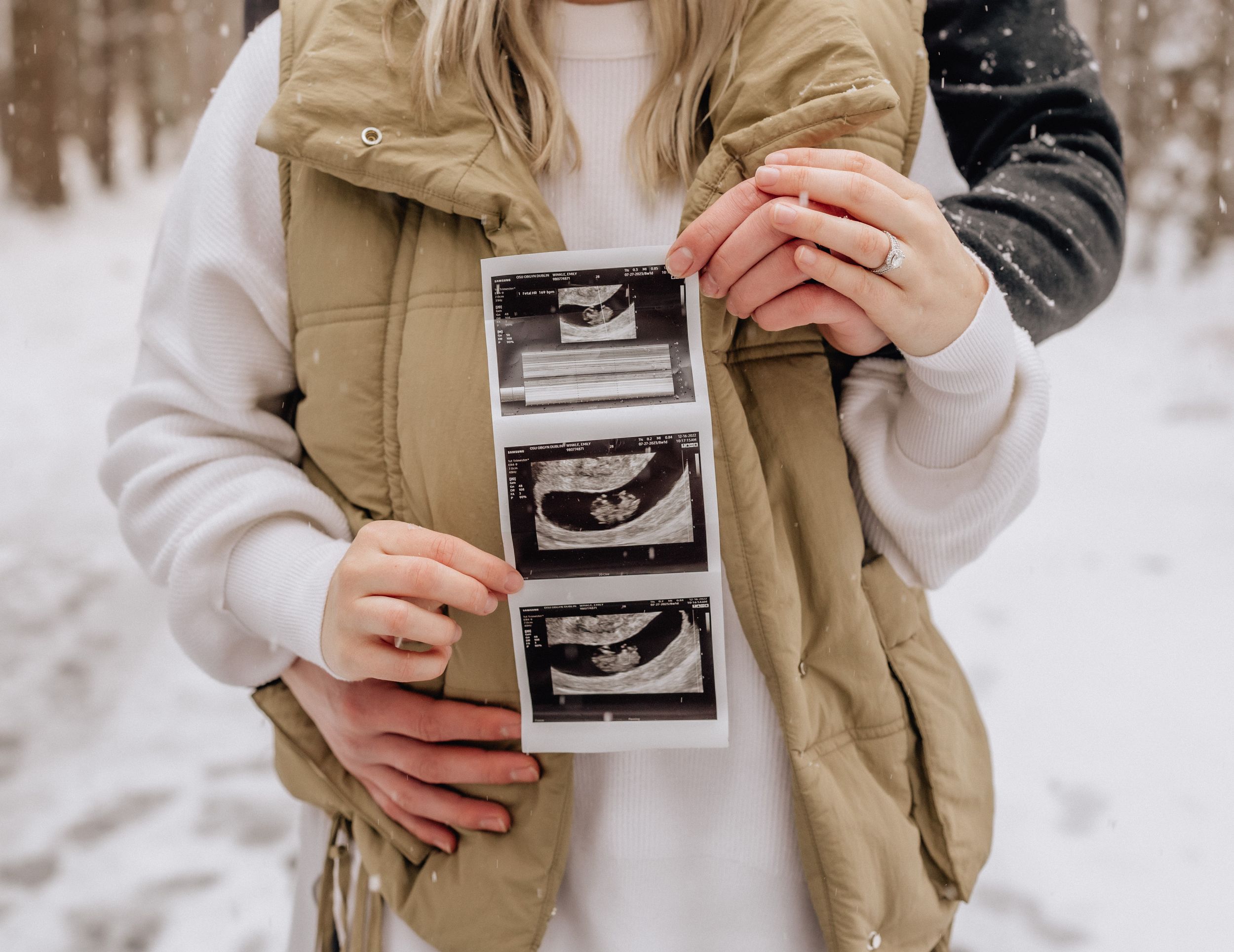 Westerville Maternity photographer near me