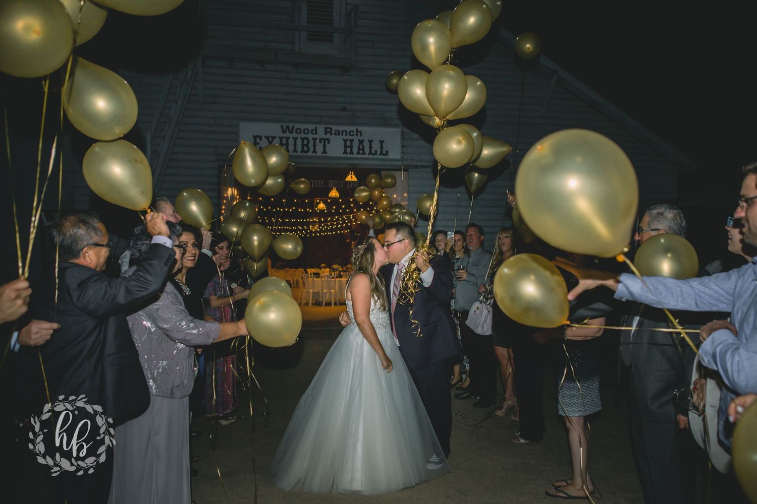 strathearn historical park wedding barn wedding photos wedding photographer