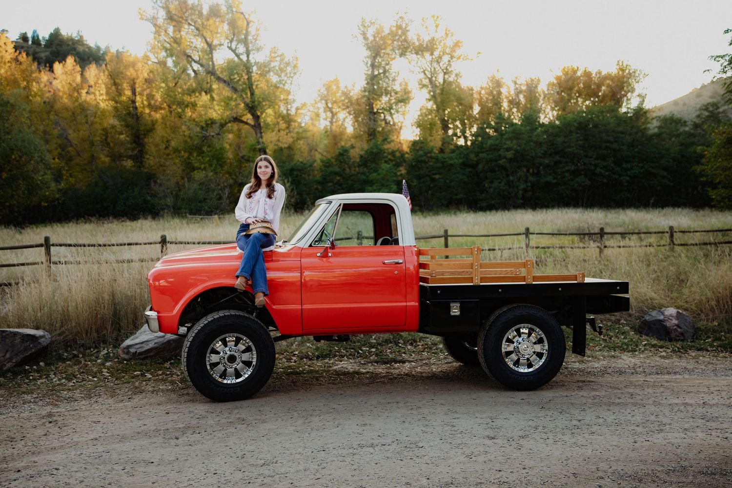Vibrant fall colors: A senior portrait session at the stunning Lair O' The Bear.