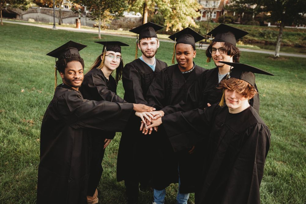 Group Senior photo at Baker Park in Frederick Maryland
