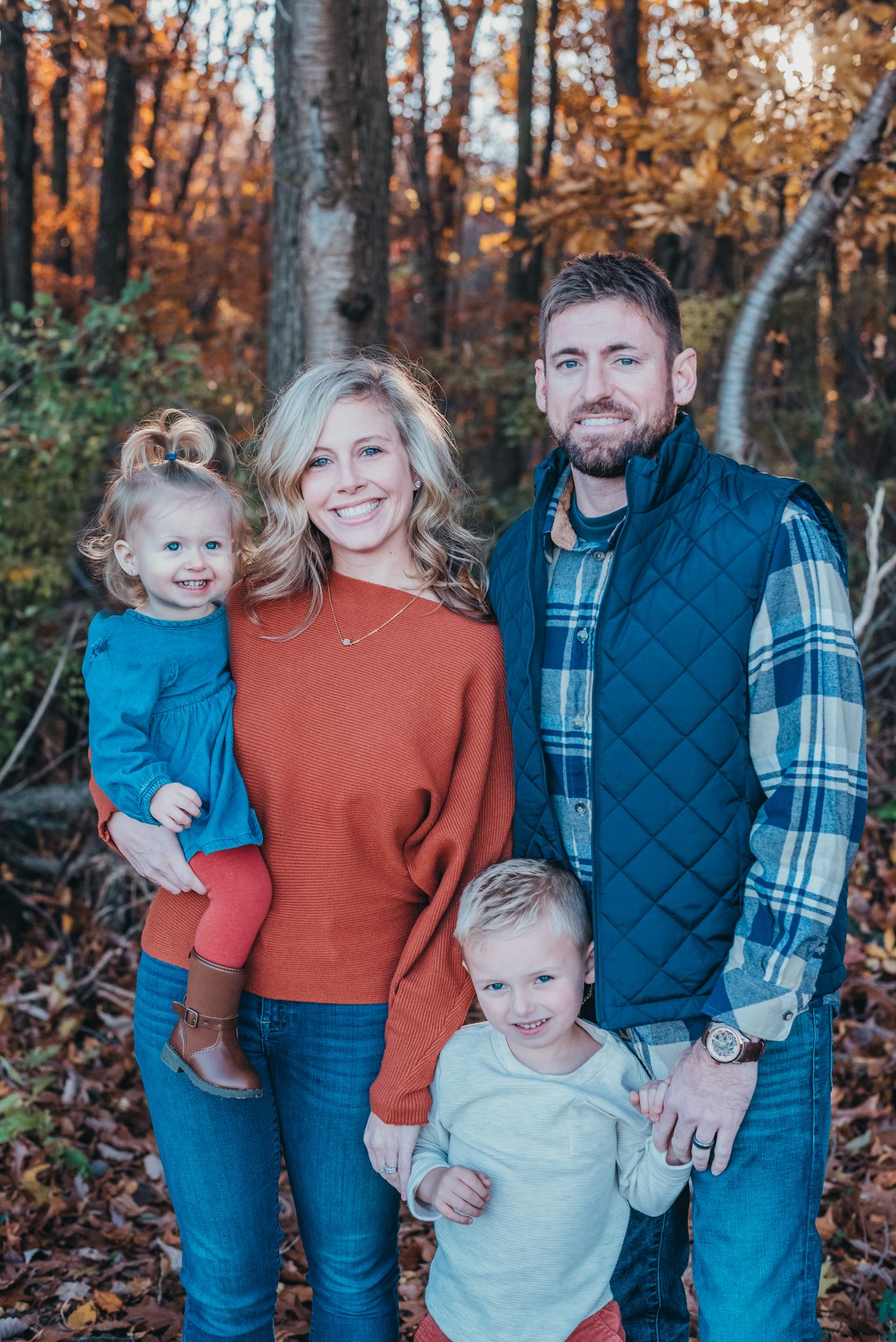 Family Portrait Photographer Finskburg MD, Westminster MD, Hanover PA, Central Pennsylvania, Maryland.