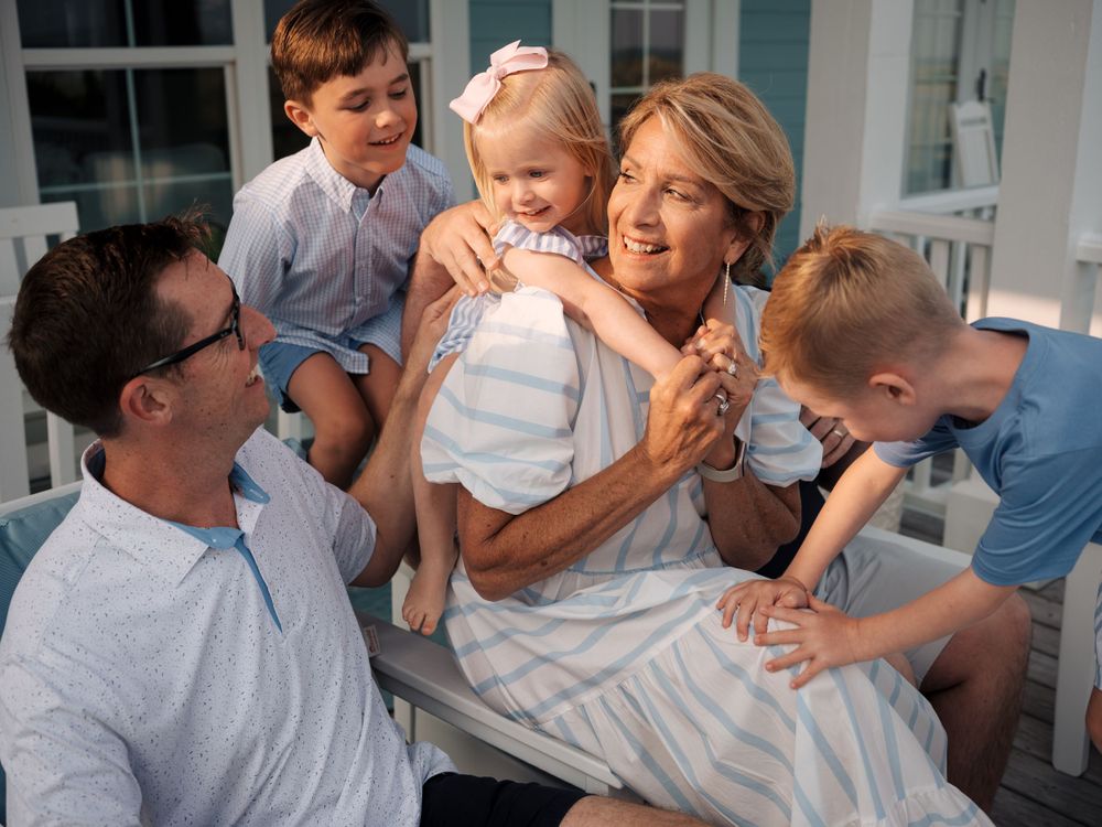 how to get simple yet memorable family photos | pink penguin studios