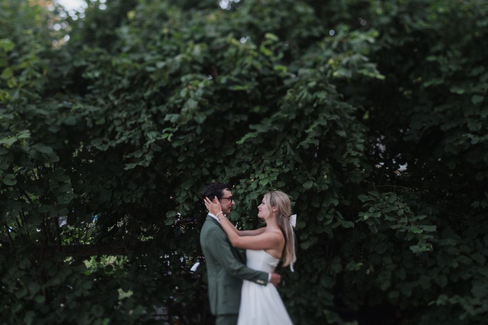 Emery and Matt's wedding photographs in Victoria, B.C.