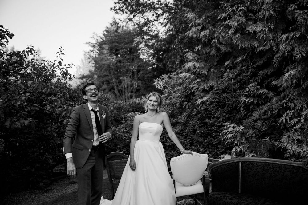 Emery and Matt's wedding photographs in Victoria, B.C.