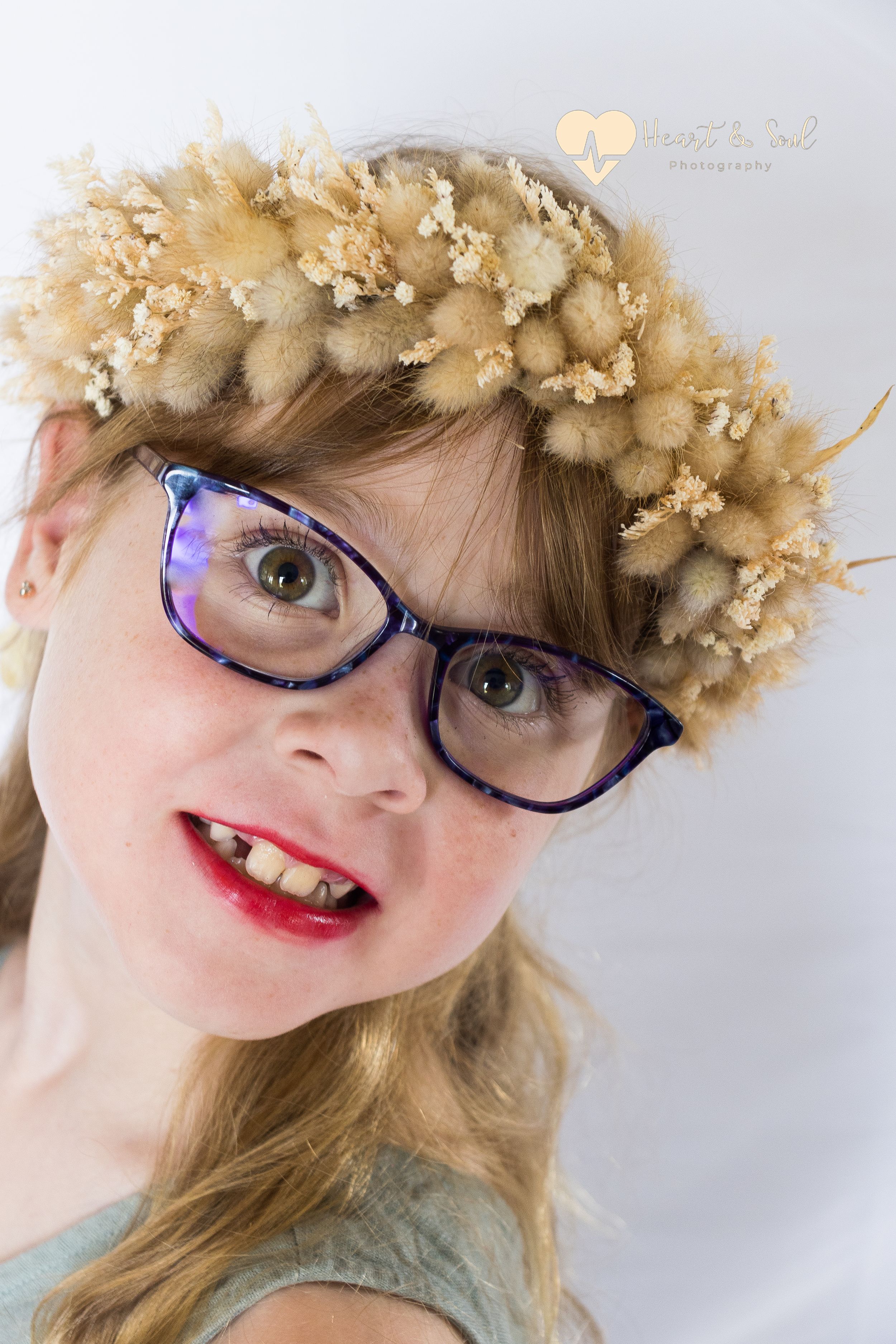 girl in flower headband