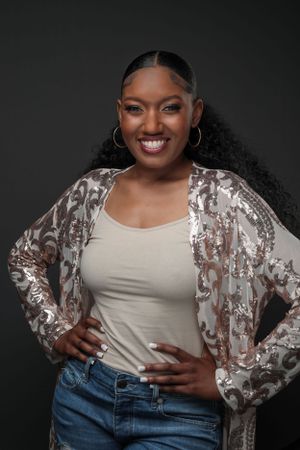 Headshot that is both glamours and casual, not stiff
