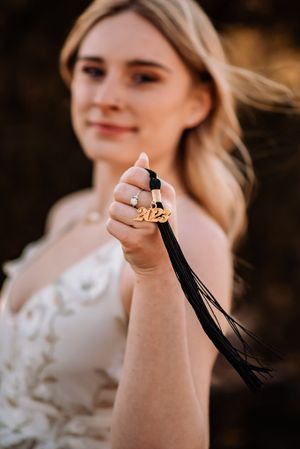 Class of 2024 senior graduation grad portrait pictures albuquerque abq nm New Mexico high school lobos poses college UNM