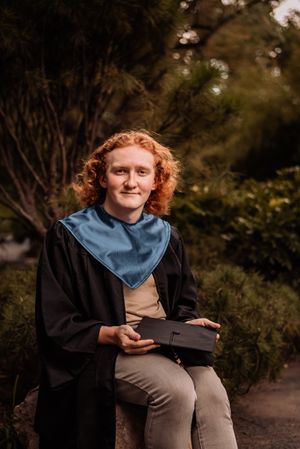 Class of 2024 senior graduation grad portrait pictures albuquerque abq nm New Mexico high school lobos poses college UNM