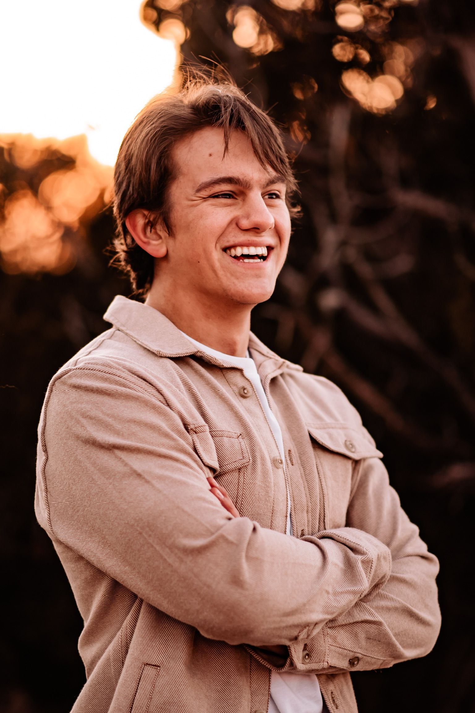 Class of 2024 senior graduation grad portrait pictures albuquerque abq nm New Mexico high school lobos poses college UNM