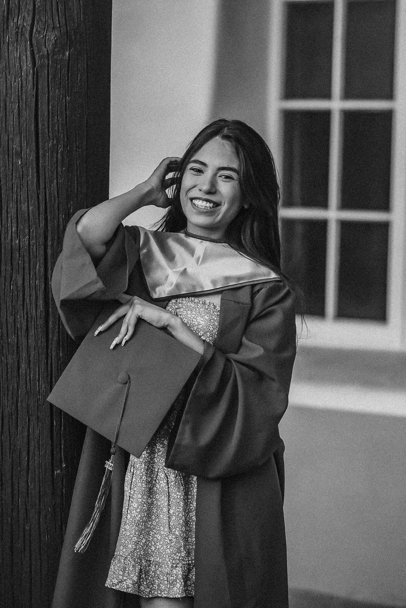 Class of 2024 senior graduation photo portrait pictures albuquerque abq nm New Mexico high school college UNM Bernalillo