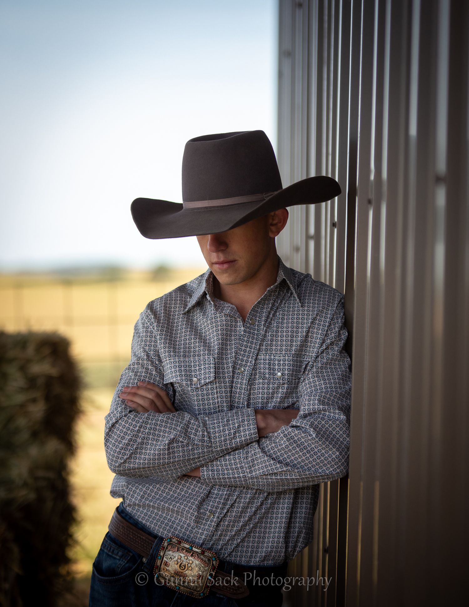 gunnii sack photography, cowboy, class of 2022, calaveras high school, rodeo