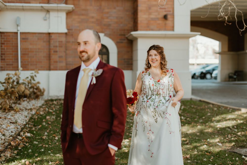 romantic and candid wedding photographer