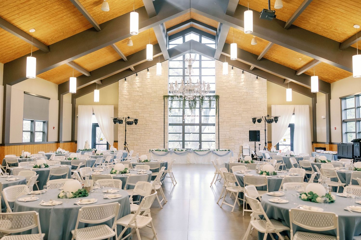 WICHITA BOTANICA WEDDING VENUE