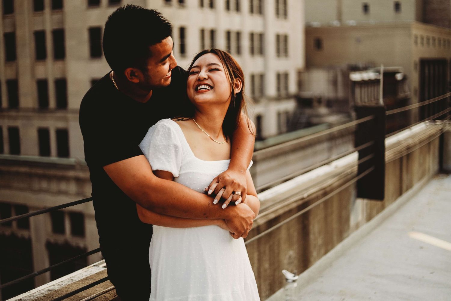 downtown cincinnati engagement and couples photography