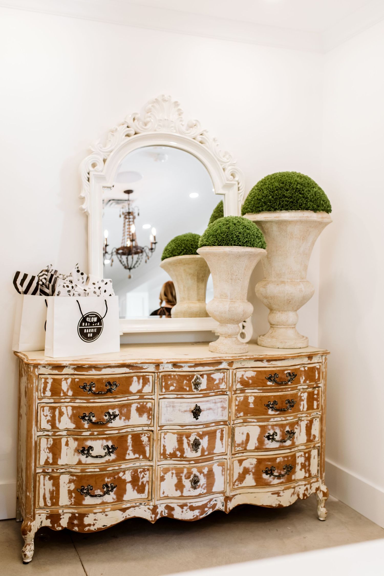Vintage drawers integrated. Reception design