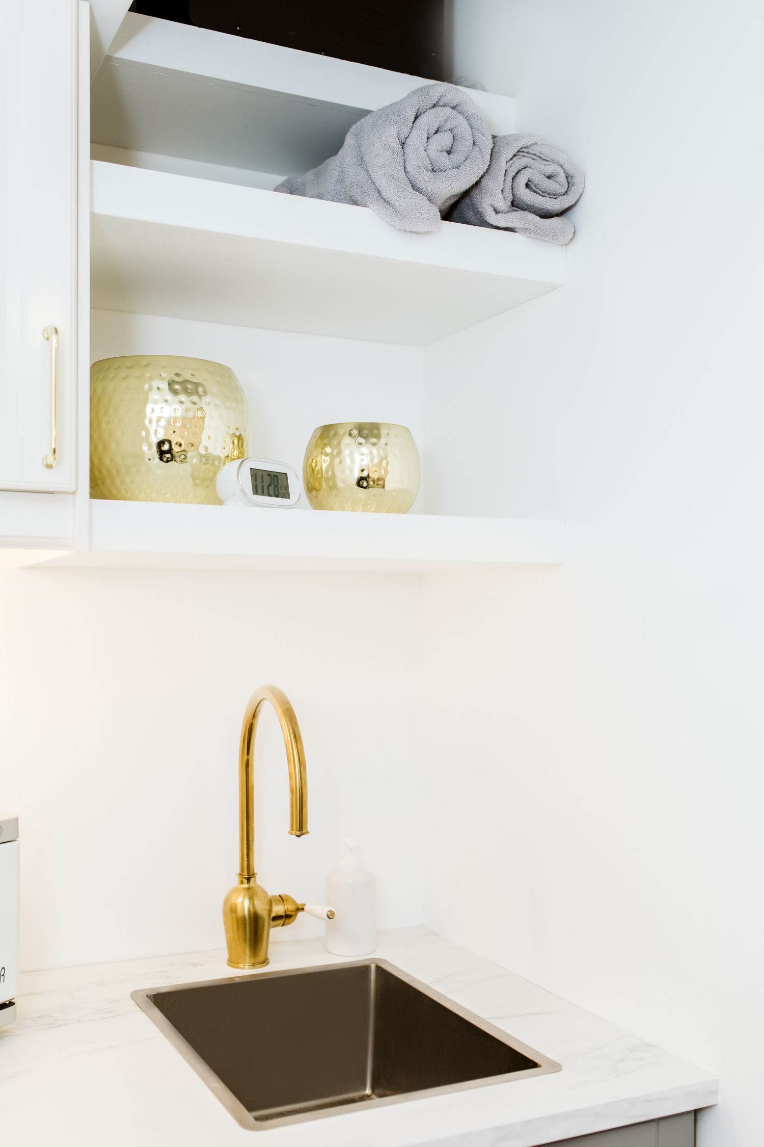 sink in treatement area