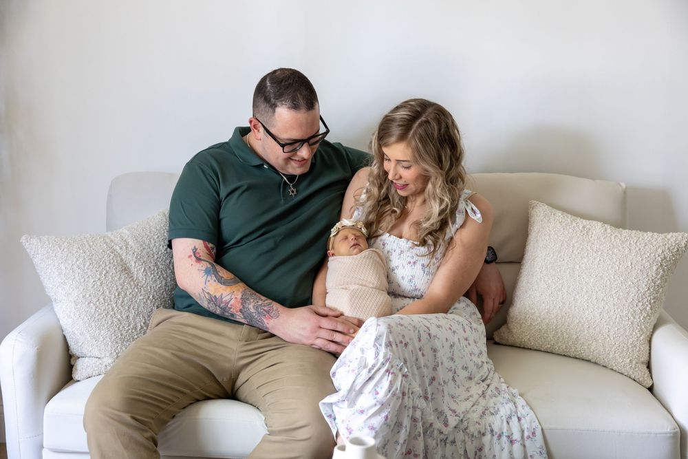 highly rated newborn photographer near St. Louis