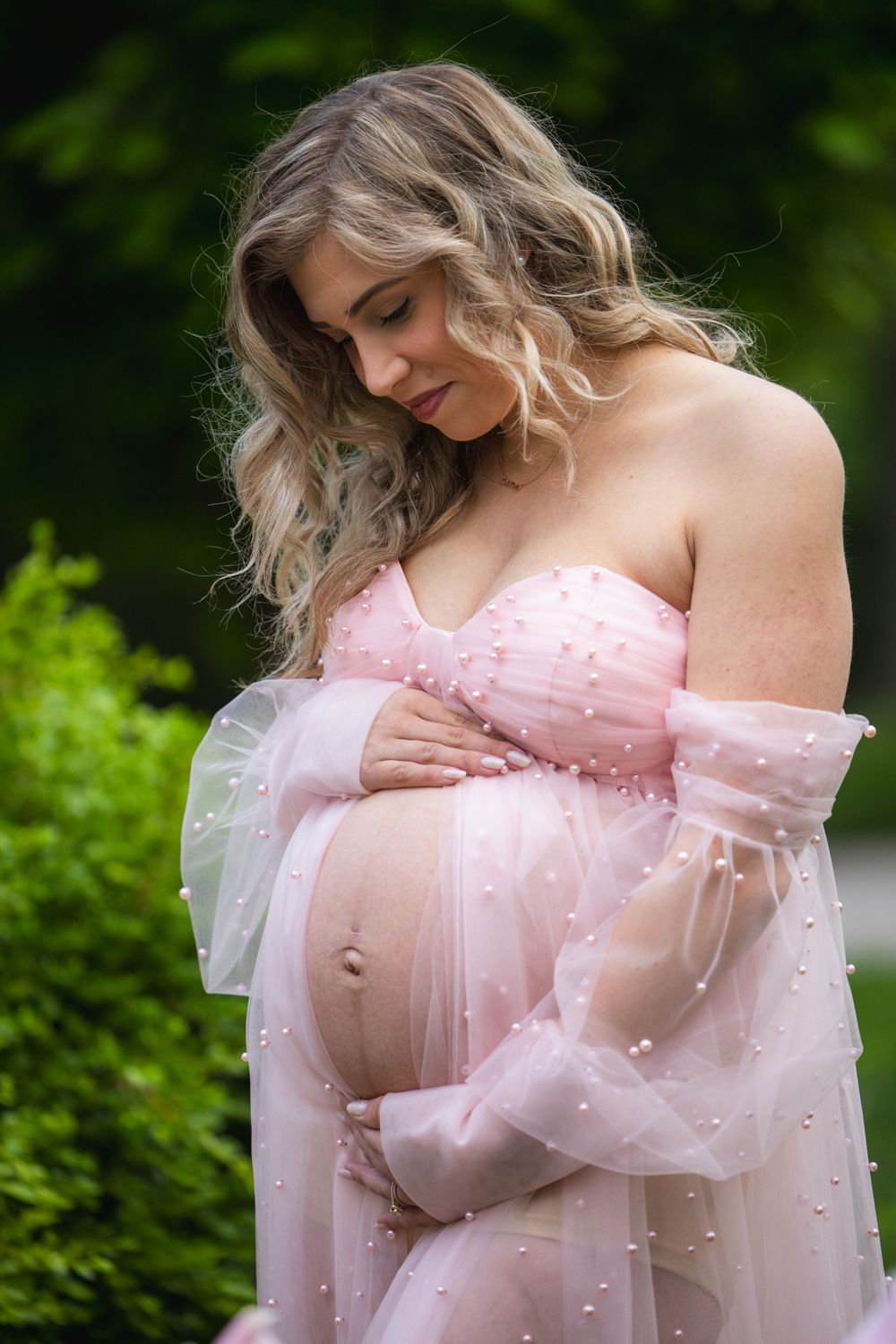 highly rated maternity photographer in Chesterfield