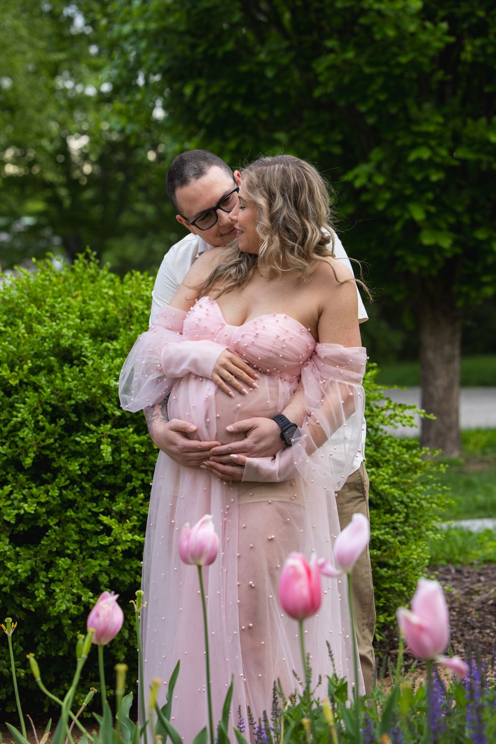 top maternity photographer in St. Louis Saint Charles