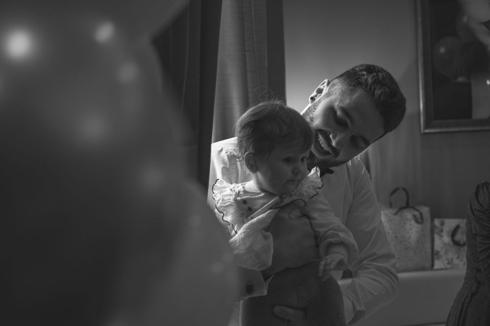 Nas si fin petrecere botez. Fotograf profesionist de botez in București si toată România. Preț mic, albume foto botez.