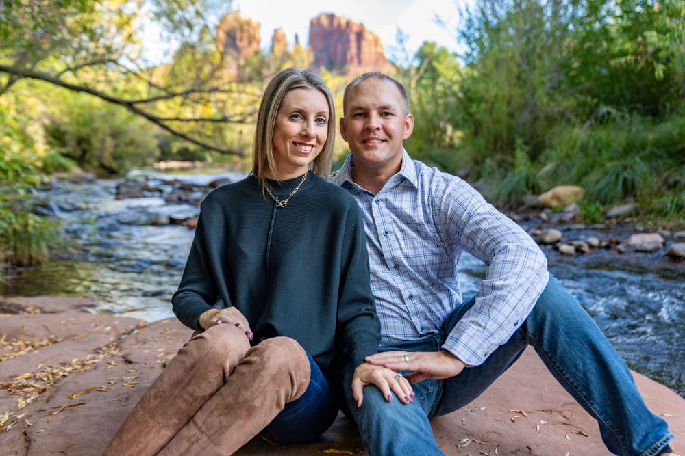 sedona, red rocks, creek, northern arizona, family, couple, portrait photographer