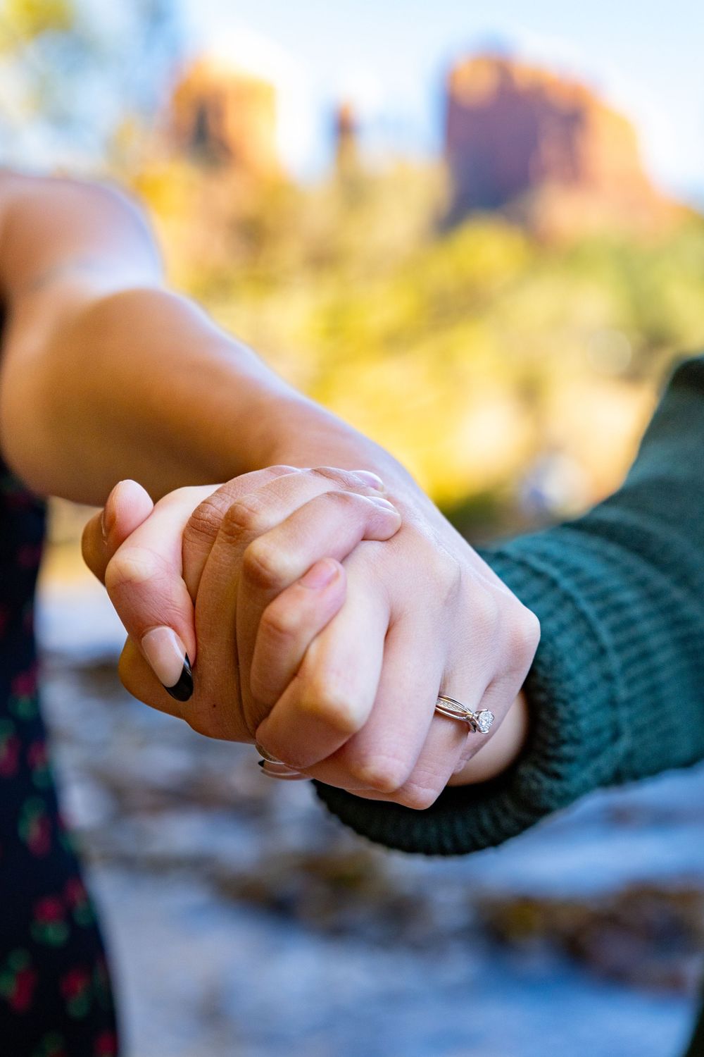 sedona, proposal, couple, lgbtq+, arizona photographer, portrait, rhianna k photography