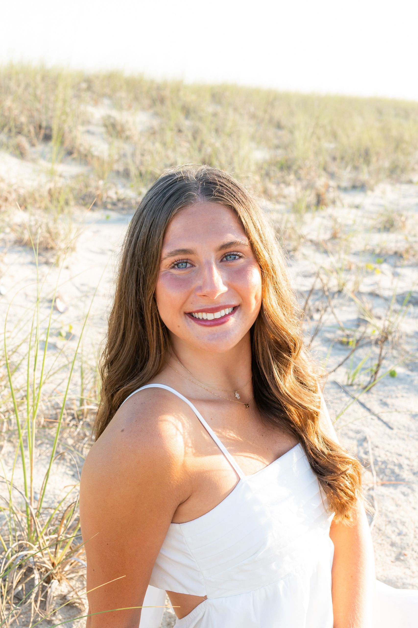 senior portrait photographer Samantha Ann photo studio in swansboro near Emerald Isle beach nc best senior and family photographer