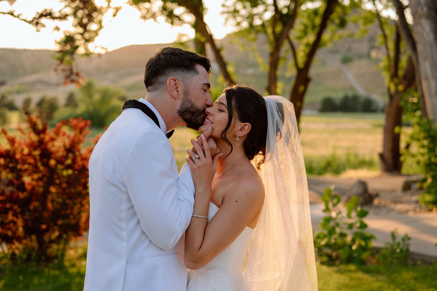 Bride and Groom at Aspen Lakes Gold Course in Sisters, Oregon