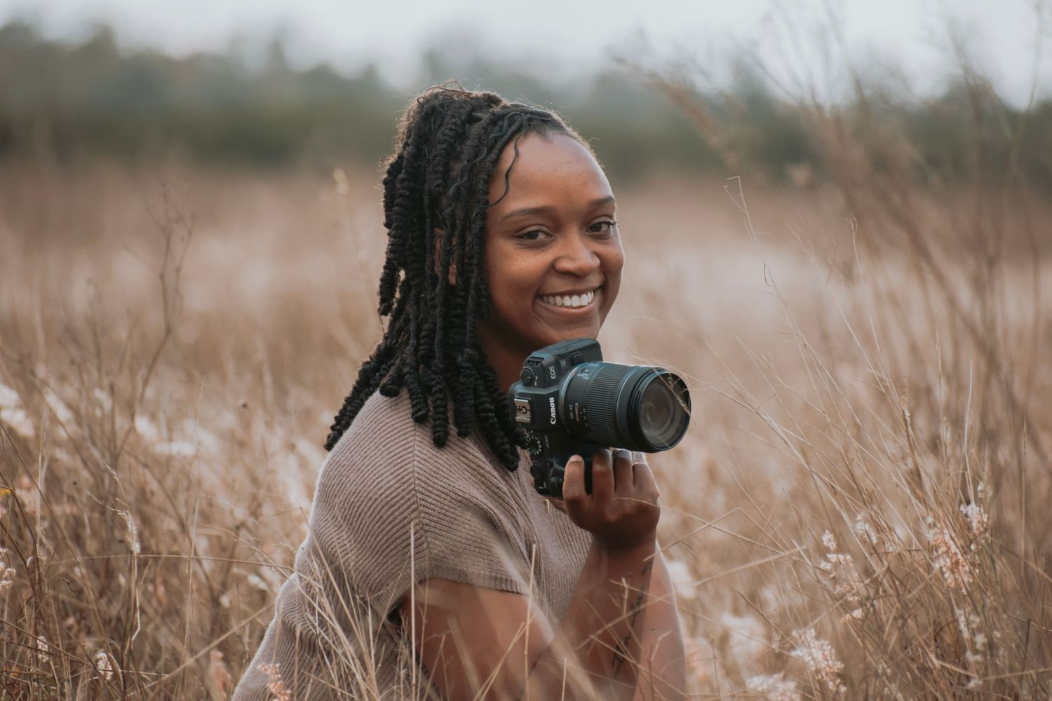 MEET THE GIRL BEHIND THE CAMERA