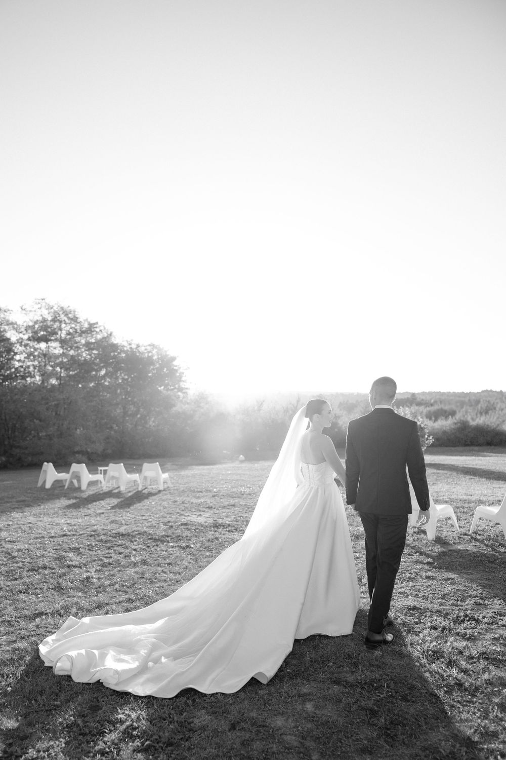Akacia Open Concept wedding