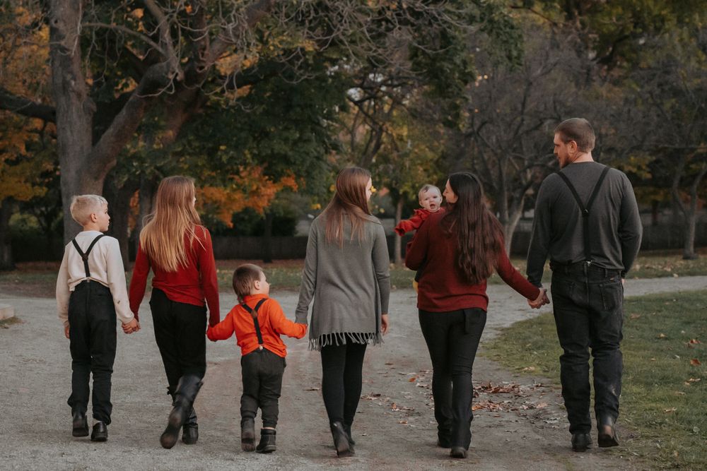 A candid moment from the Kylie family session