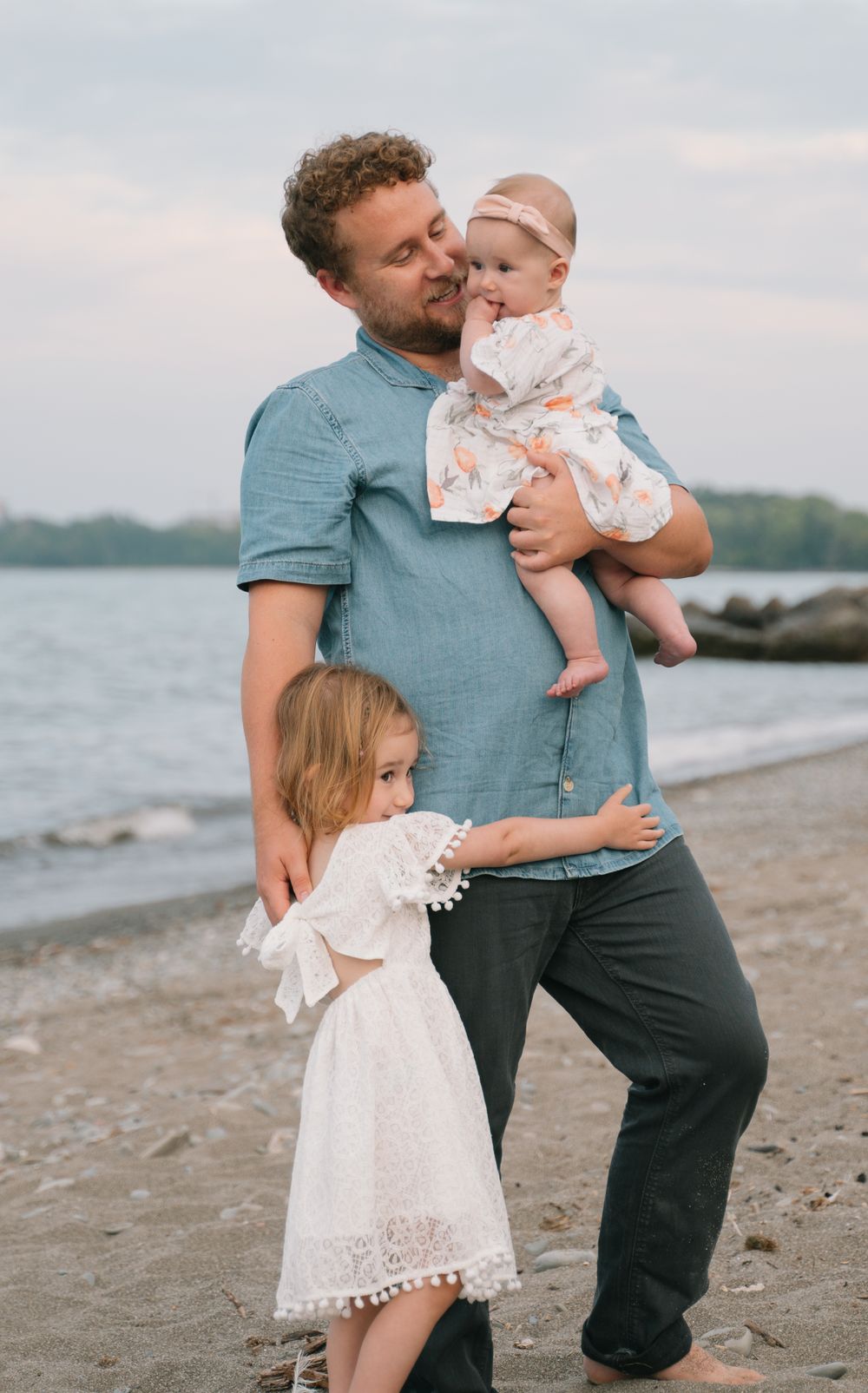 A family portrait from the Savanah family session