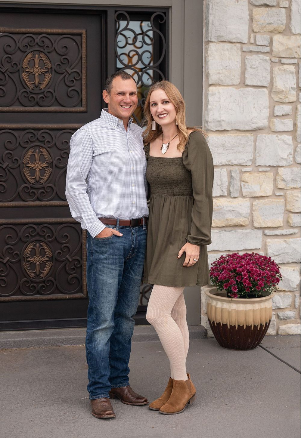 Family of 5 Portrait Session with pet dog at Private Residence by Bartlesville Family Photographer Kristi Bray