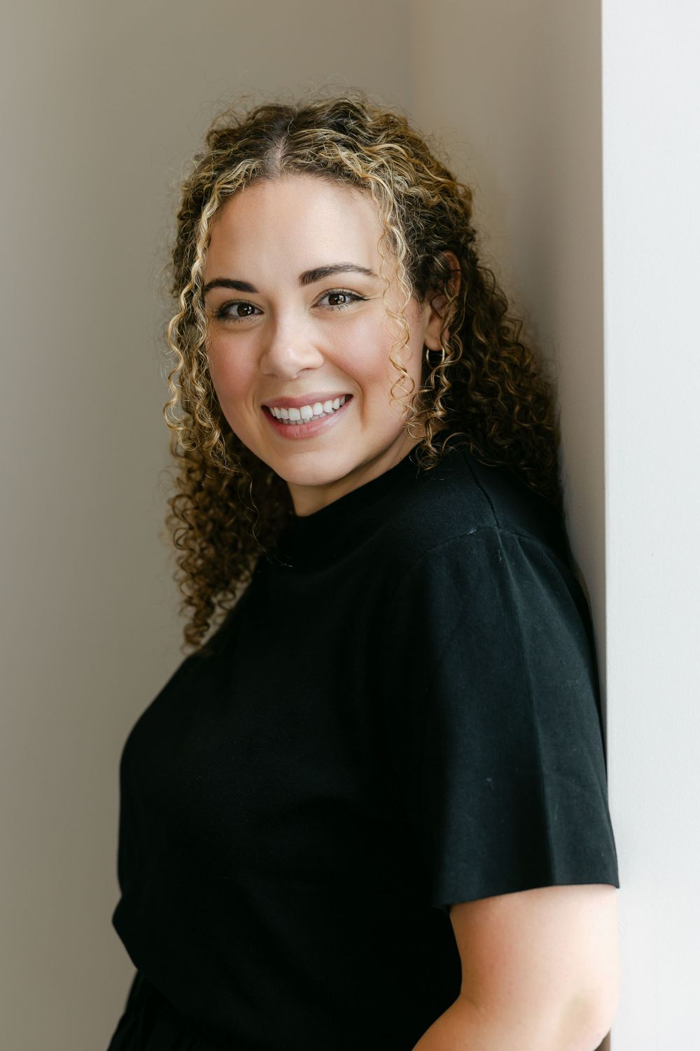 Connecticut branding and headshot photographer, Ashley Nielsen Studio.