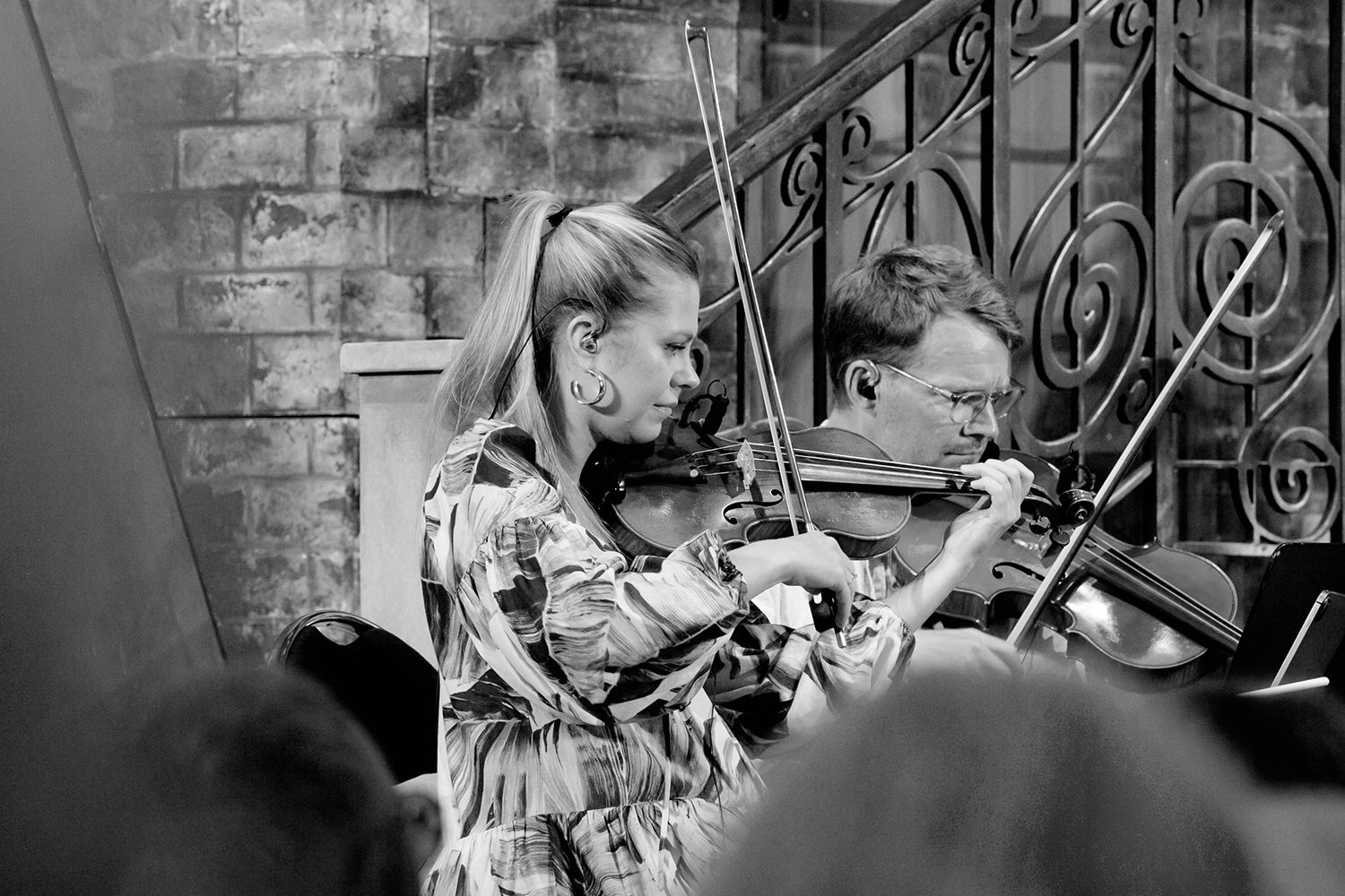 Musikalkväll på Vallarnas Friluftsteater i Falkenberg med Peter Johansson och Emmi Christensson. Fotograf Rebecca Nordin. Musikalkväll på Va