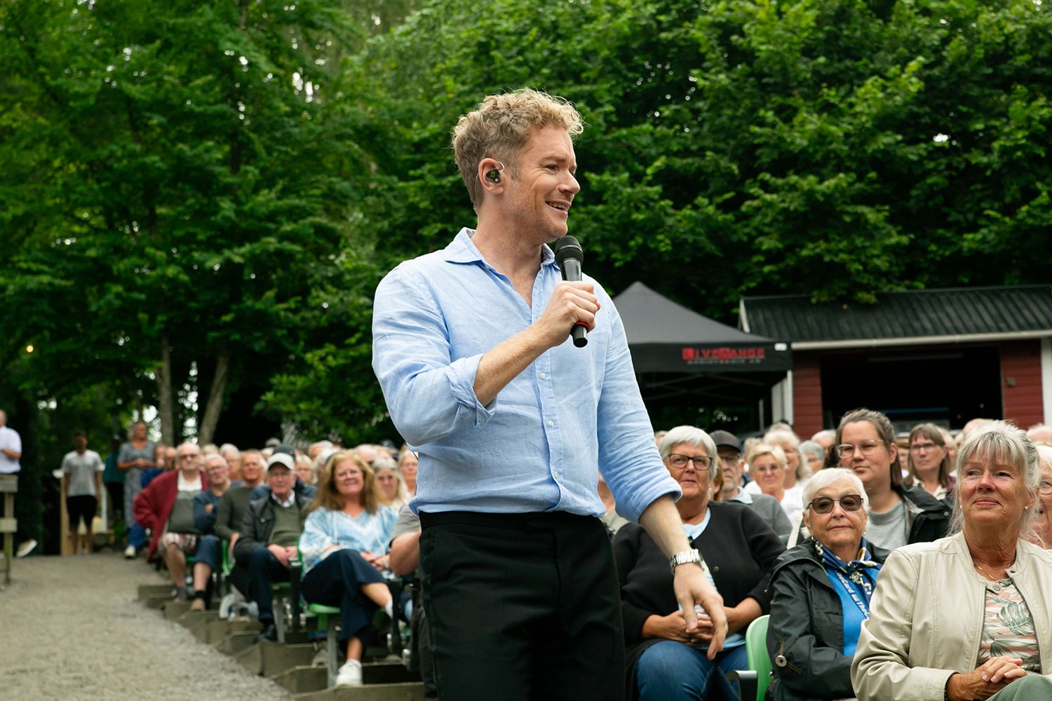 Musikalkväll på Vallarnas Friluftsteater i Falkenberg med Peter Johansson och Emmi Christensson. Fotograf Rebecca Nordin.