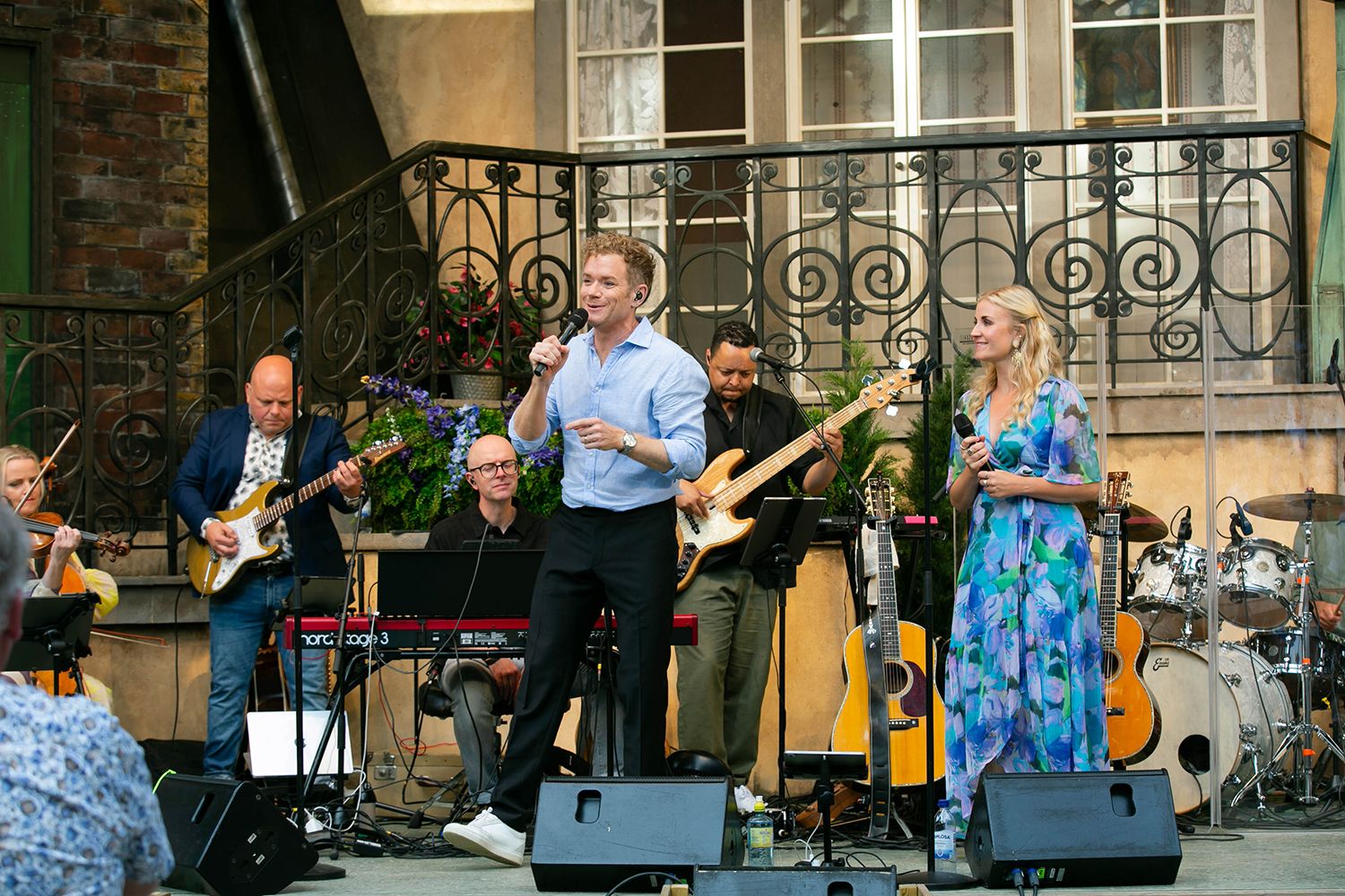 Musikalkväll på Vallarnas Friluftsteater i Falkenberg med Peter Johansson och Emmi Christensson. Fotograf Rebecca Nordin.