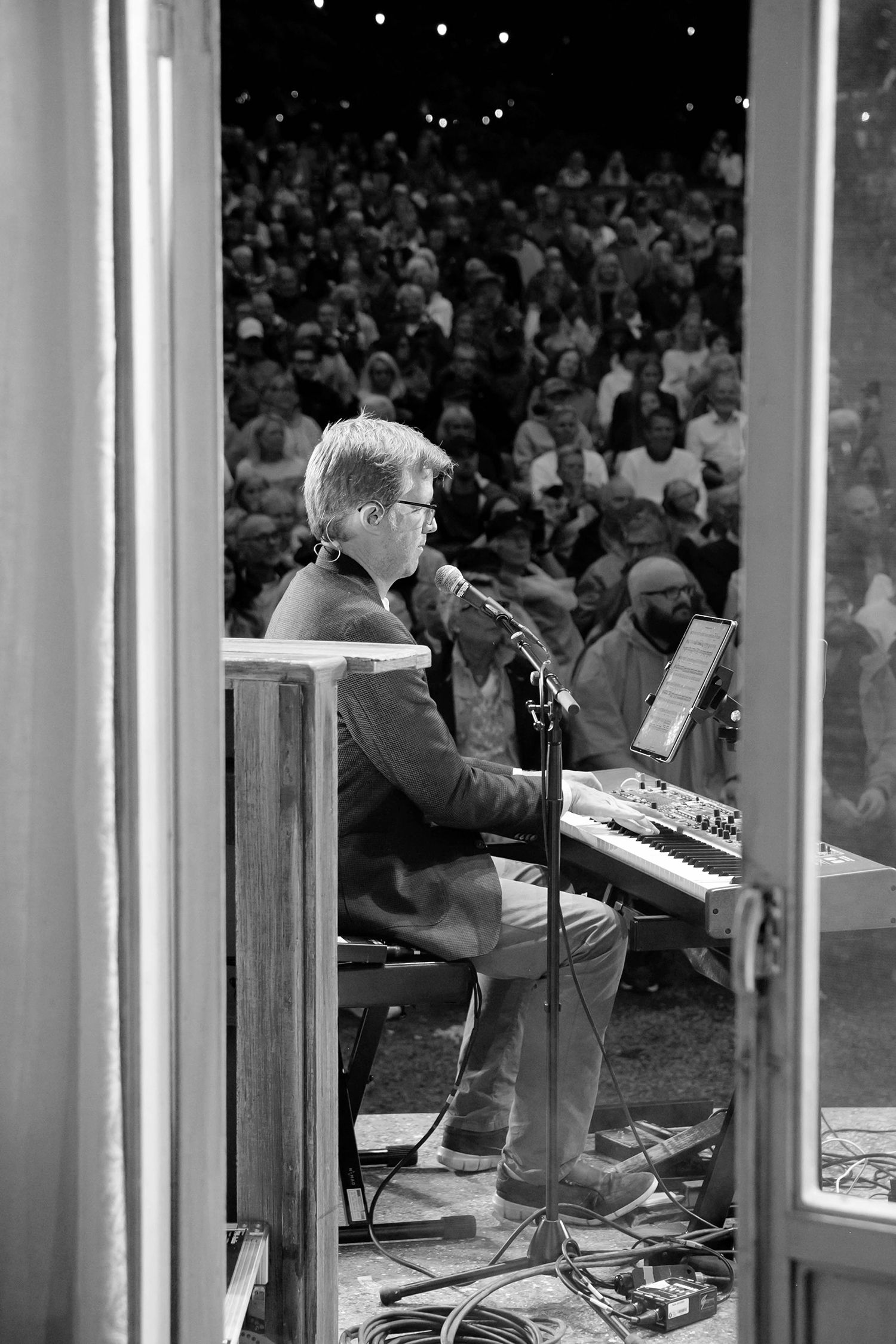 Musikalkväll på Vallarnas Friluftsteater i Falkenberg med Peter Johansson och Emmi Christensson. Fotograf Rebecca Nordin. Nils-Petter Ankarb