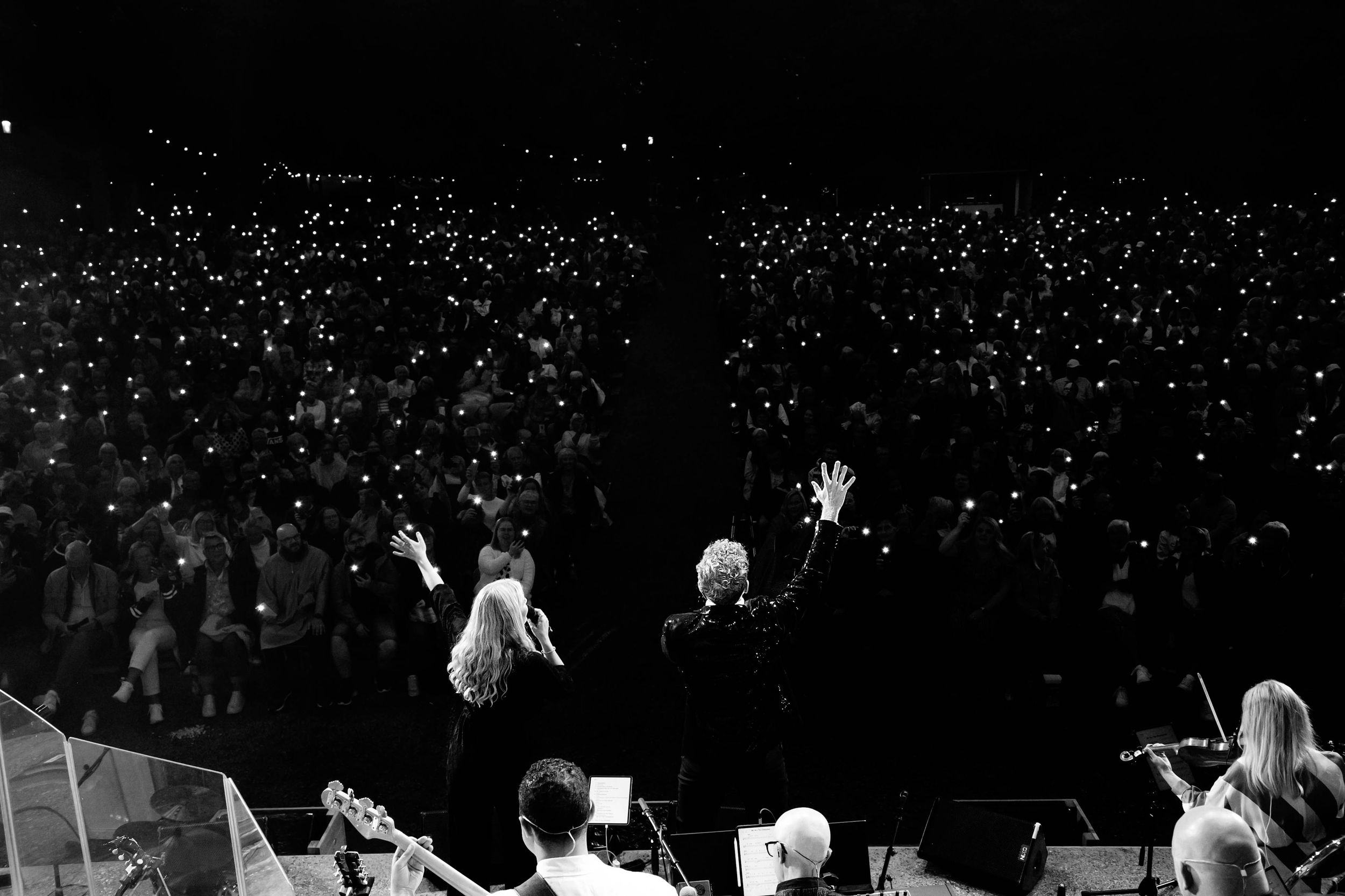Musikalkväll på Vallarnas Friluftsteater i Falkenberg med Peter Johansson och Emmi Christensson. Fotograf Rebecca Nordin.