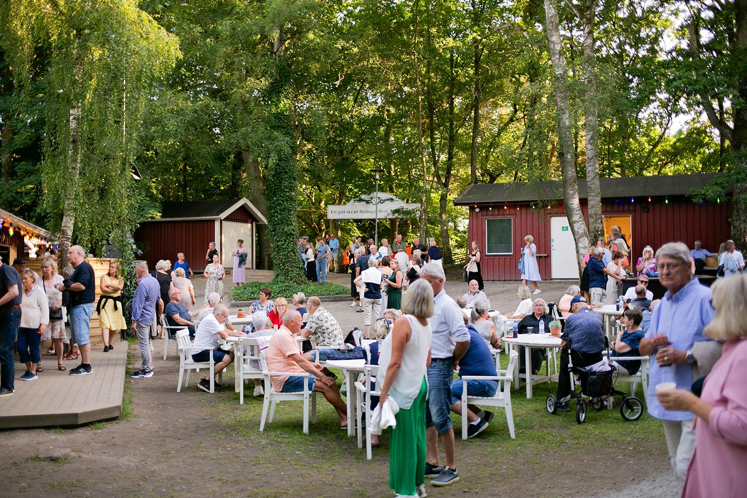 Musikalkväll på Vallarnas Friluftsteater i Falkenberg med Peter Johansson och Emmi Christensson. Fotograf Rebecca Nordin.