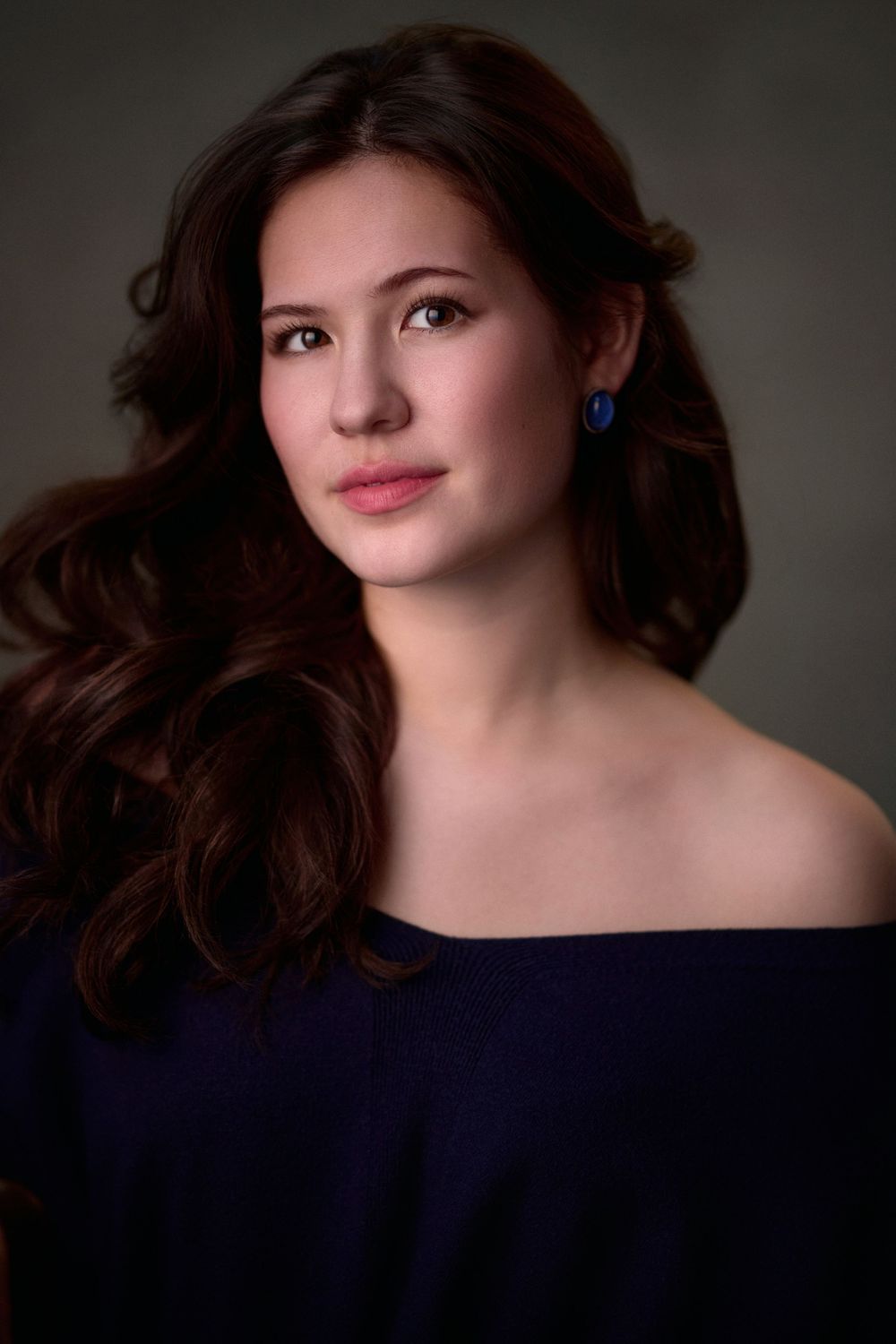 Natural, authentic actors headshot of actor Emma Dawes