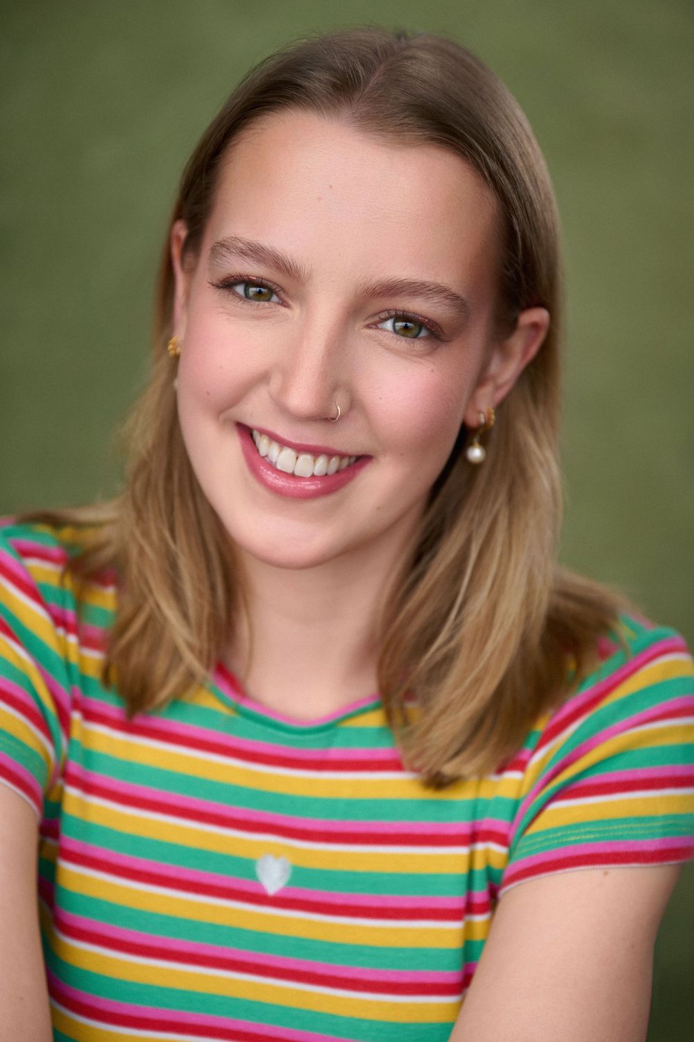 Natural, authentic actors headshot of actor, singer and dancer Mai Shambrook