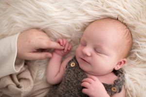 newborn baby photography widnes cheshire north west england little wonderland photography