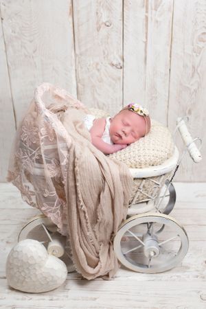 newborn baby photography widnes cheshire north west england little wonderland photography