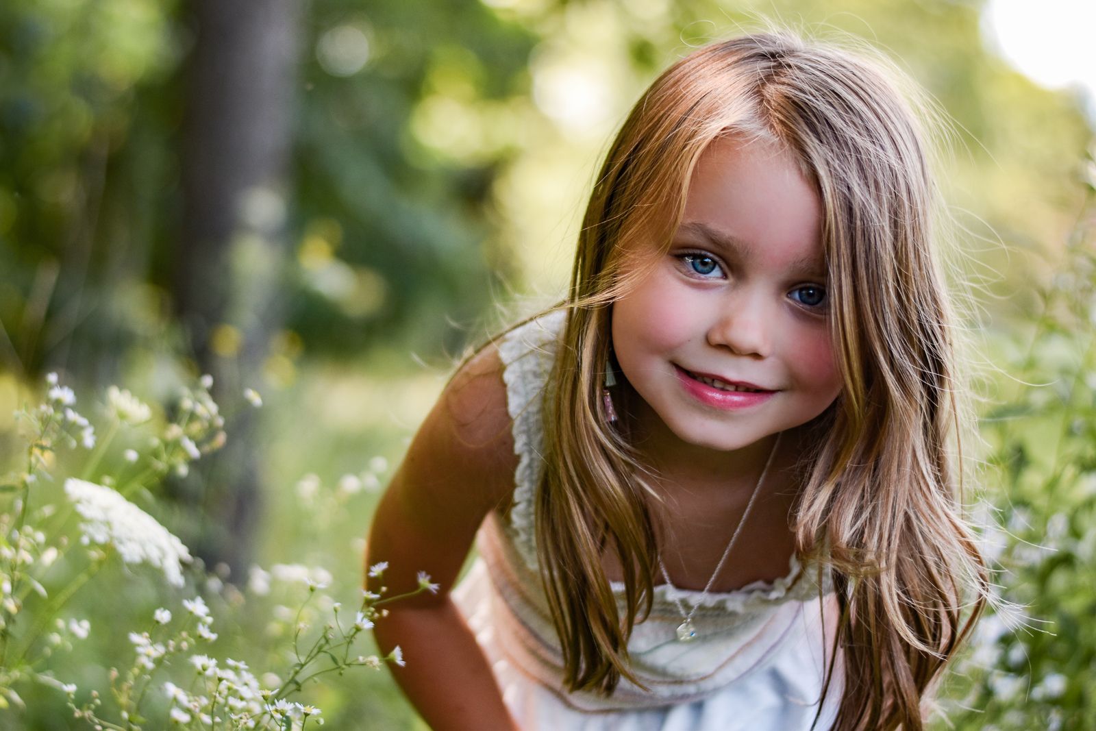 family, professional, photography, outdoor, scenic, kids, photo session, mom, dad, love, hugs, kisses, flowers, greenery, new york, upstate